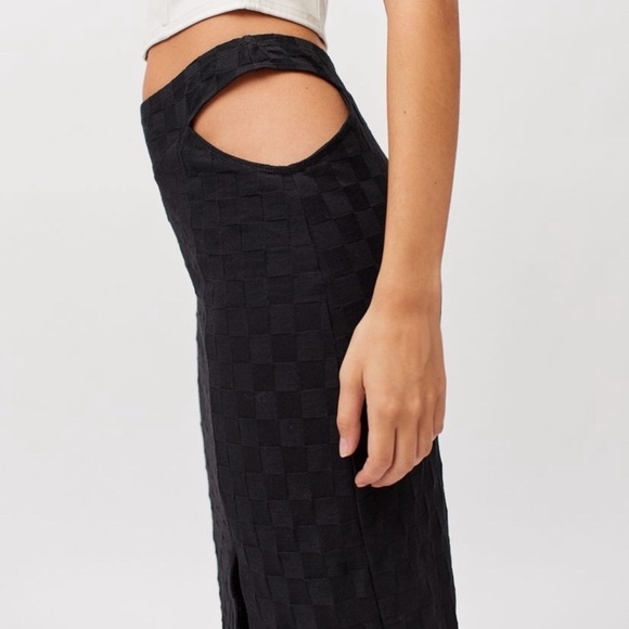 Delia V strap knit midi skirt size medium NWT - Picture 4 of 10